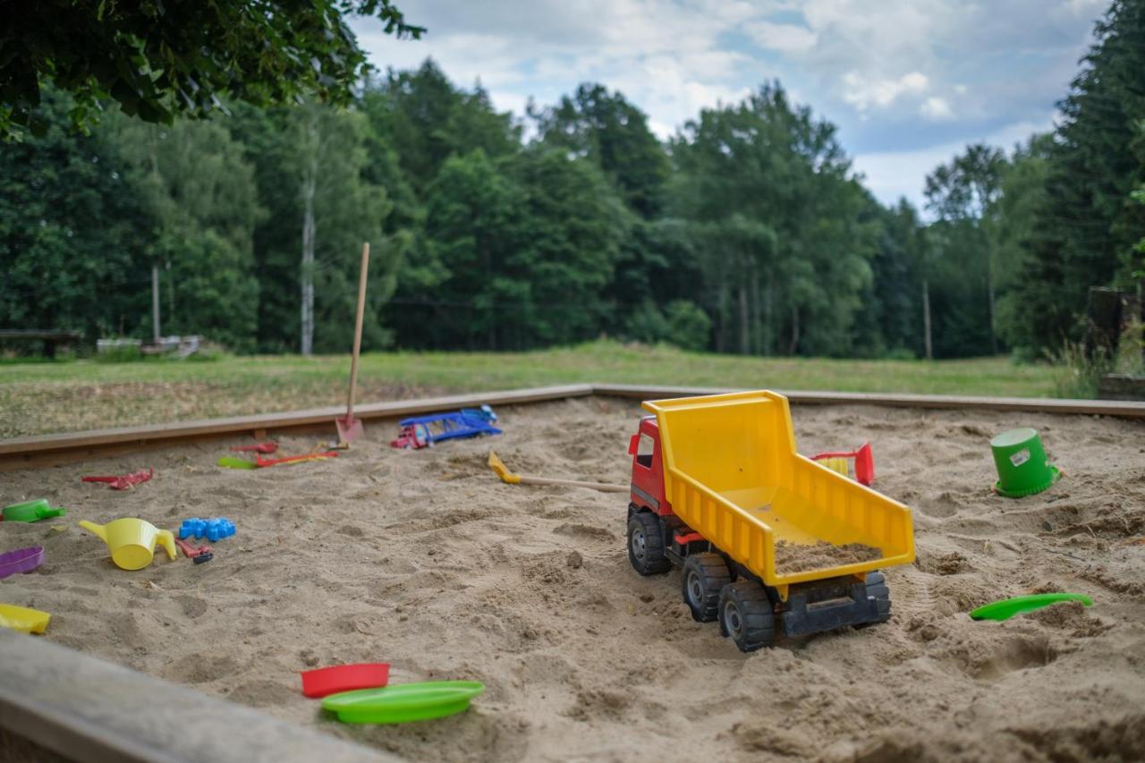 Penzion Vlcarna Hotel Krasna Lipa Luaran gambar